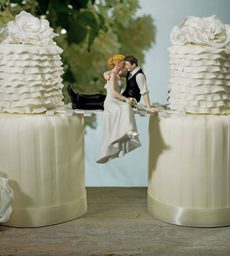 Wedding Cake Topper TARDIS, Doctor Who Wedding Cake Topper, TARDIS Wed –  DokkiDesign